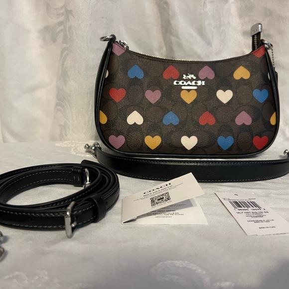 Coach Handbags - Coach hearts handbag / shoulder bag in black /brown leather